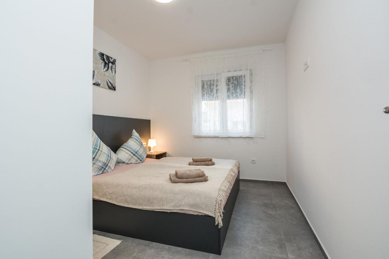 Apartment Spanic 1 维尔 外观 照片