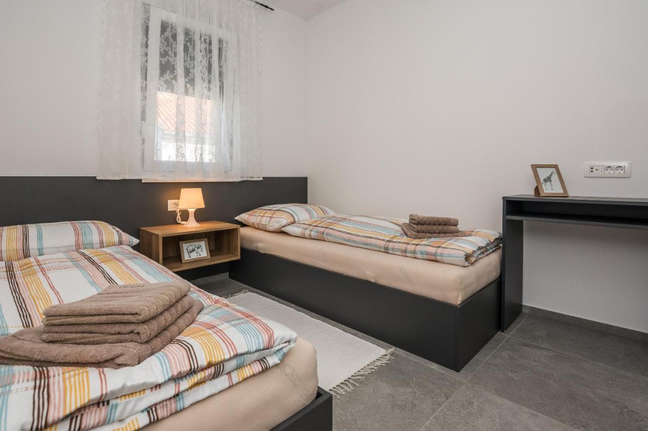 Apartment Spanic 1 维尔 外观 照片